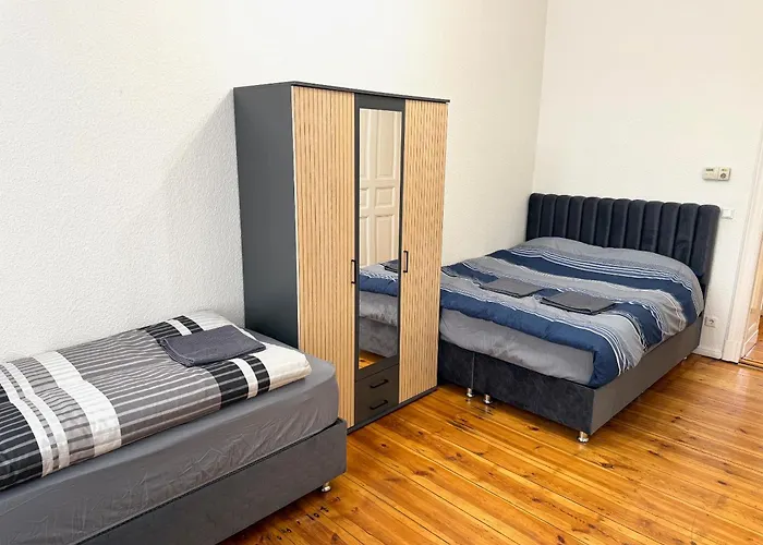 Sehr Zentrale Wohnung Für Bis Zu 6 Gäste - Nah Gelegen Zum Kurfürstendamm