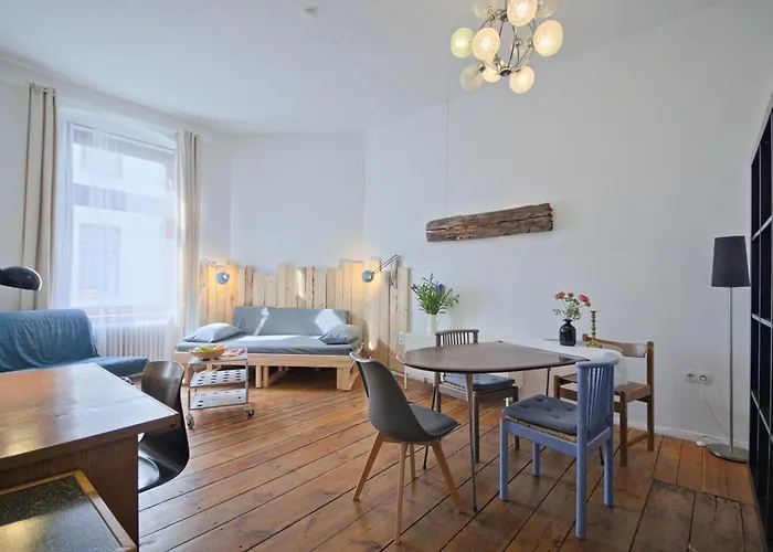 Courtyard Apartment