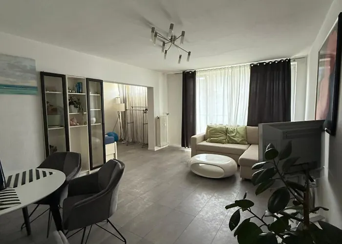 Attractive Flat Near Charlottenburg & City Center
