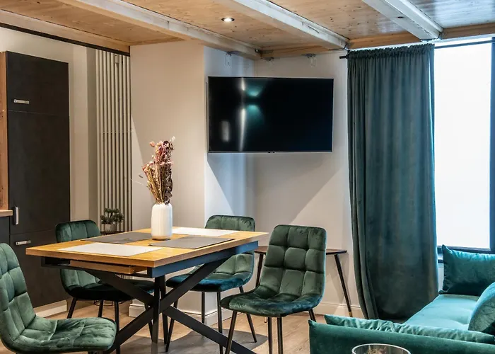 Oran Apartment 8