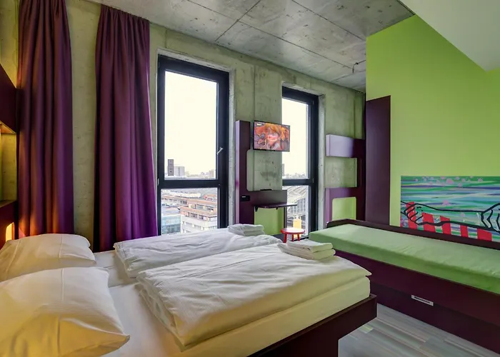 Meininger Hotel Berlin East Side Gallery