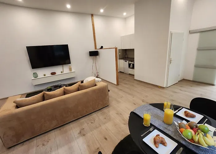 Design Apartment mit Loftfeeling in Charlottenburg Berlin