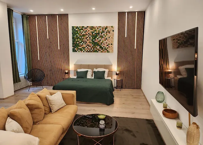 Design Apartment mit Loftfeeling in Charlottenburg