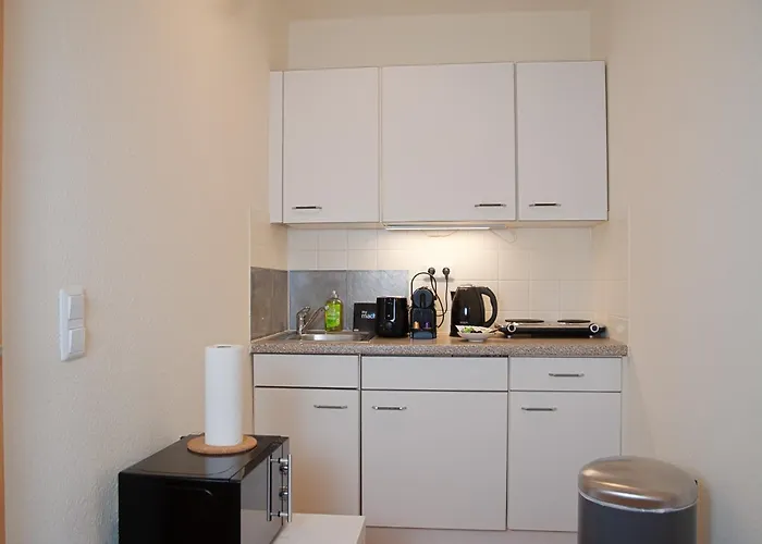 Studio Apartment Berlin Mitte 26m2 - U-Bahn Leopoldplatz by Rooms Berlin