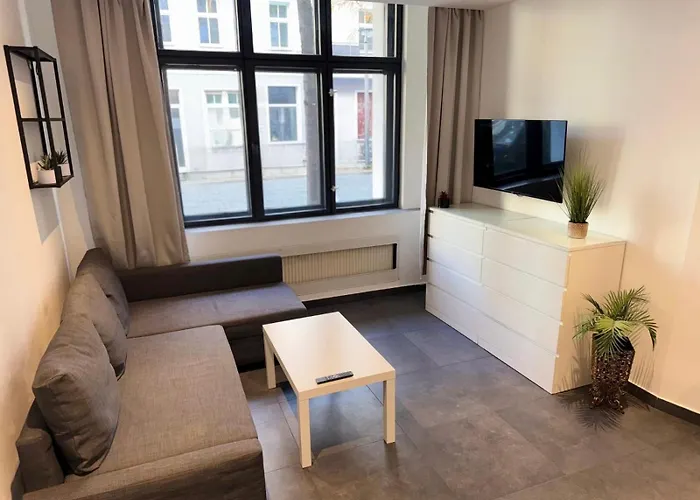 Easy Apartment - Kreuzberg near Ostkreuz&East Side Gallery