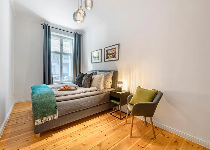 The Uckermuender - Group Flat in Central Berlin, Family-Friendly, 2BR, 2- 4 Guests