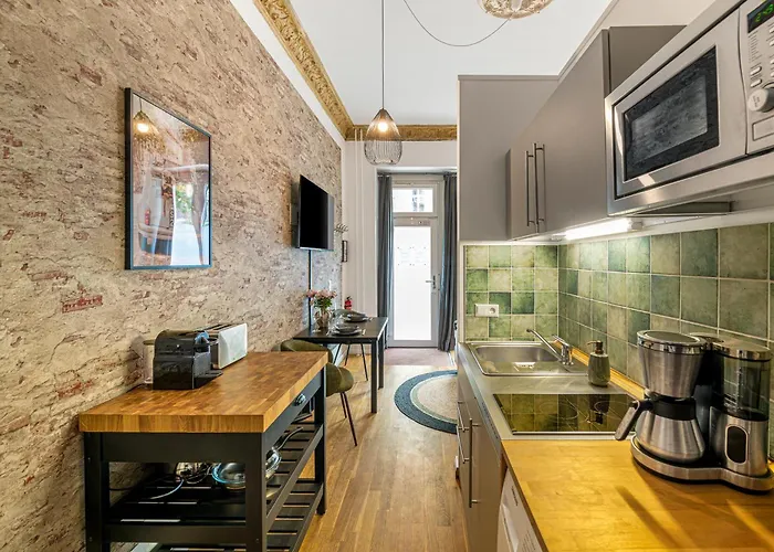 The Koburger I - Stylish Studio With 38M2 Space And Full Kitchen, Ideal For Couples And Business Travelers