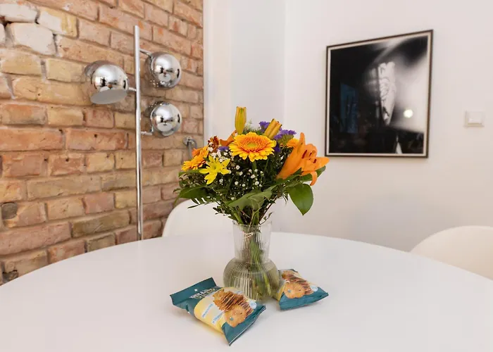 Great 2-Room Apartment