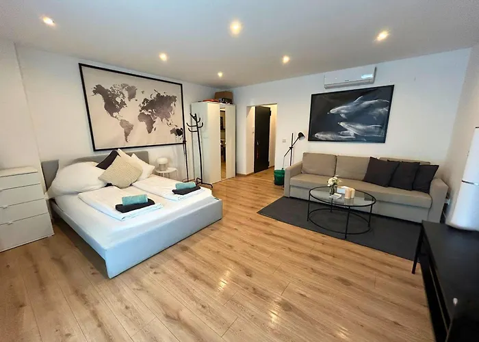 X-Hain Kiezwohnung