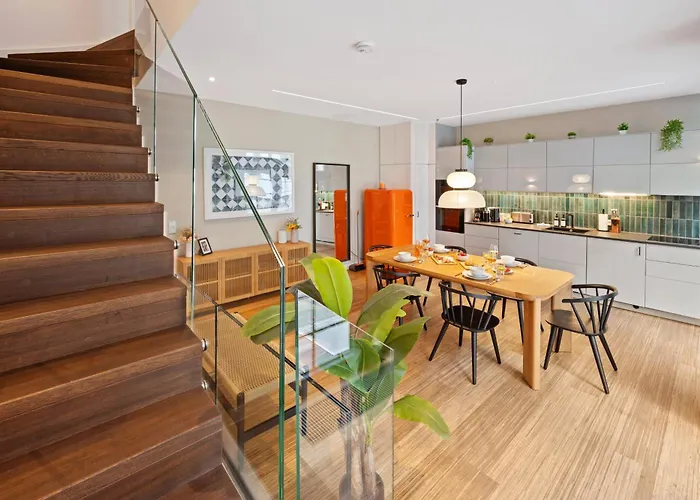 Large, comfortable&luxurious flat in Berlin Center, Prenzlauer Berg