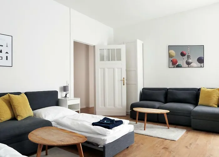 Greif By Rockchair Apartments L Superhost Status L 2 Bedrooms Boxspringbeds In City Center - Cozy Family & Business Flair Welcomes You! Berlin