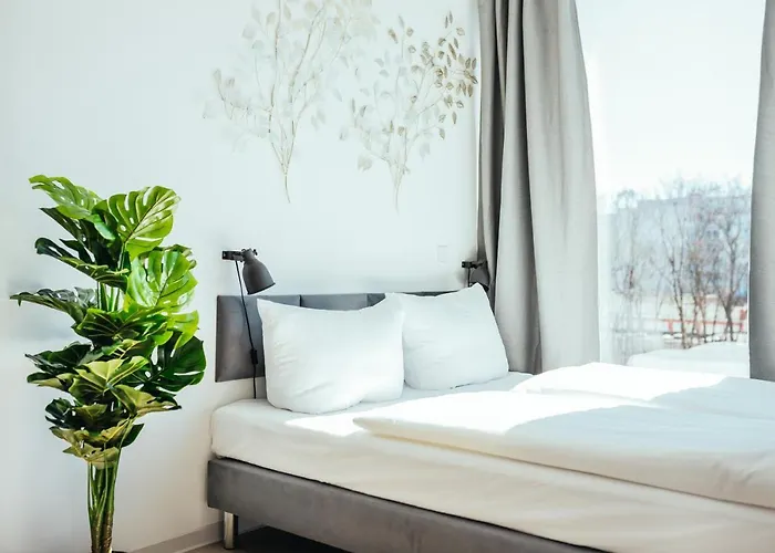 The Rix Studios & Suites Near Sbahn Neukoelln