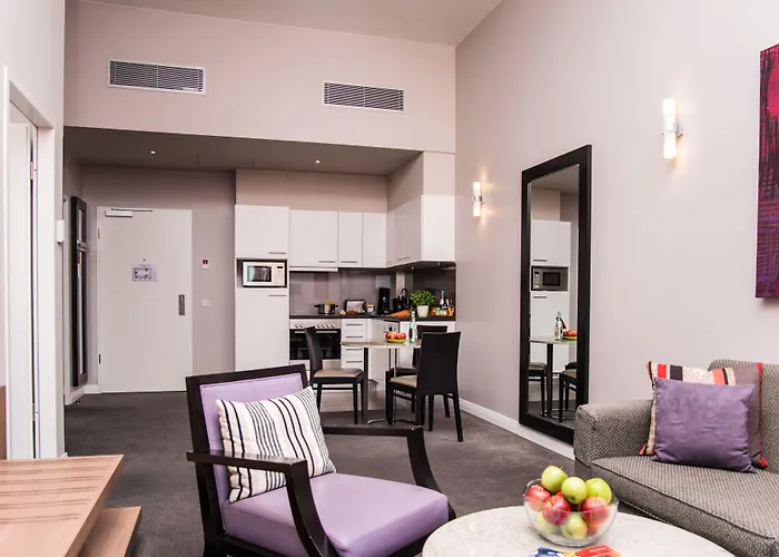 Adina Apartment Hotel Berlin Checkpoint Charlie