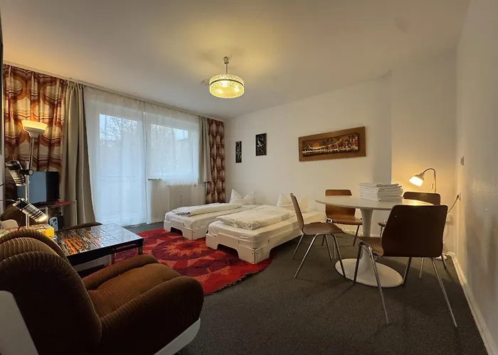 M M Central Apartments - Free Parking - Vintage Style